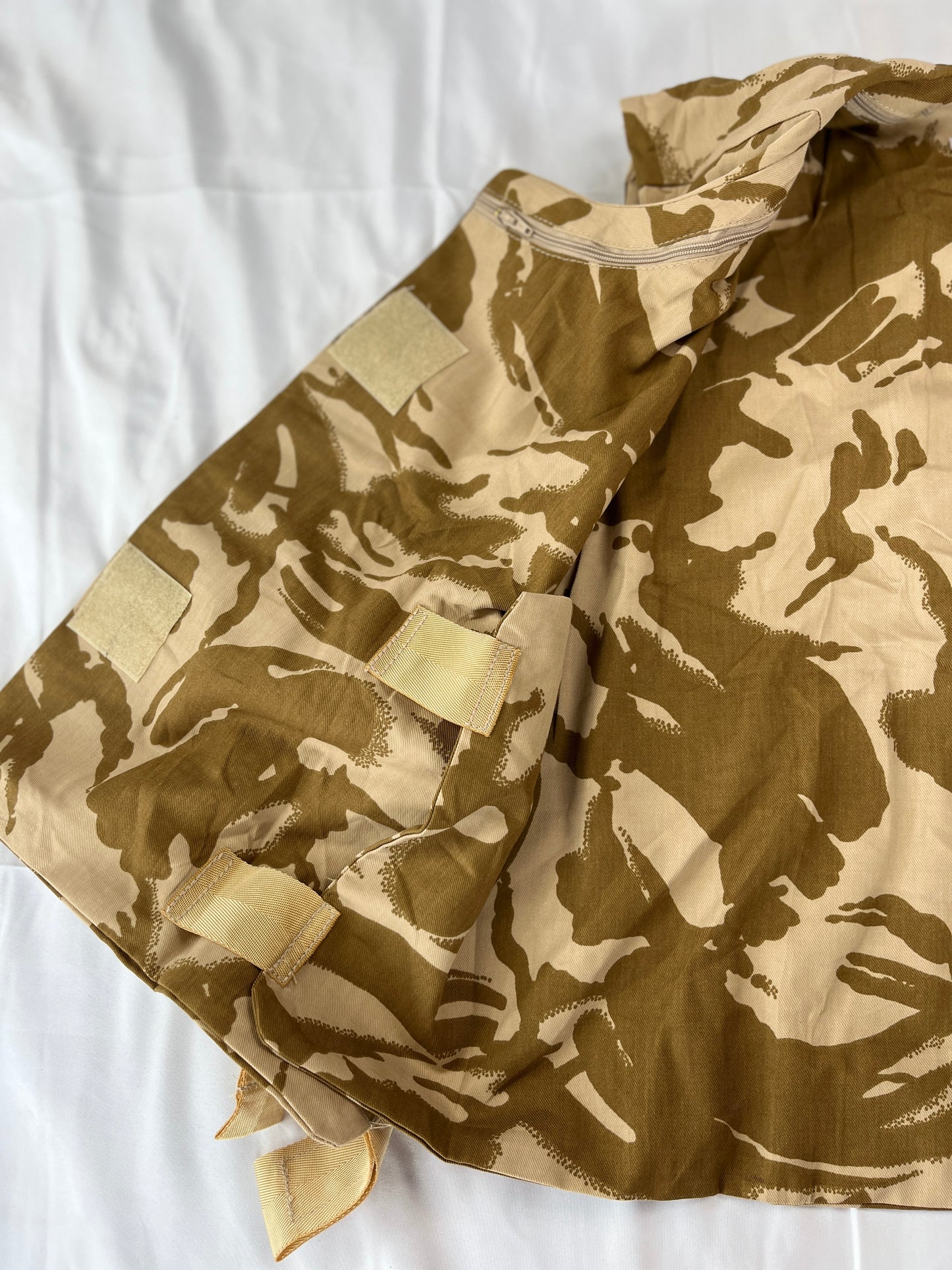 イギリス軍　タクティカルベスト　デッドストック