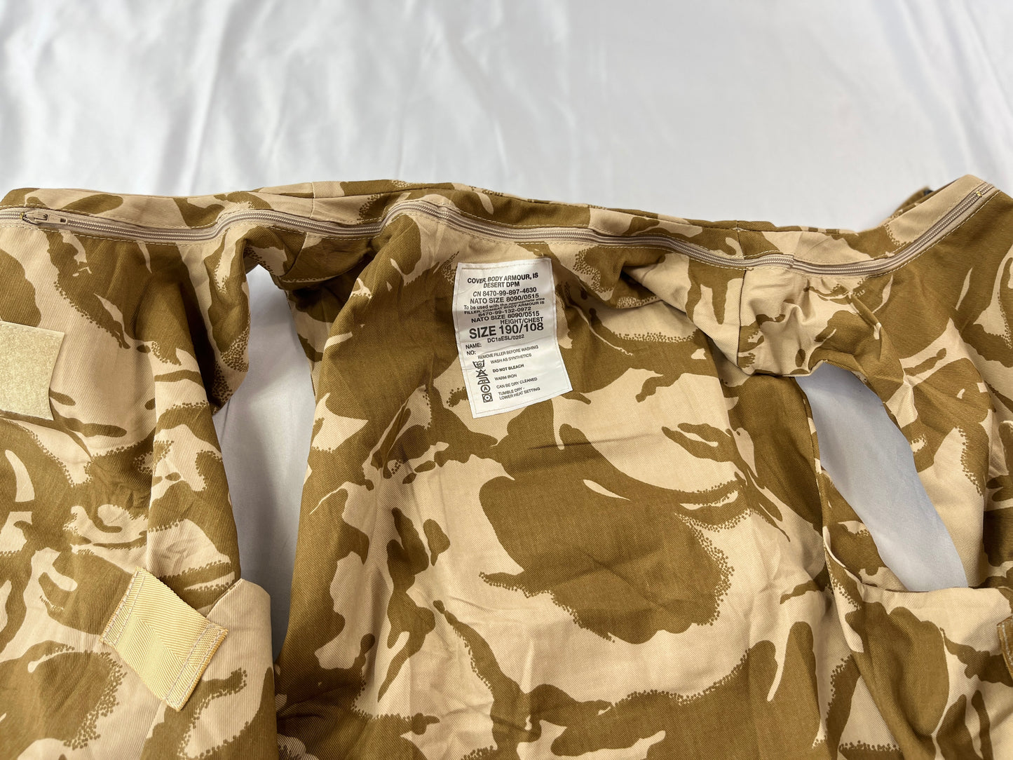 イギリス軍　タクティカルベスト　デッドストック